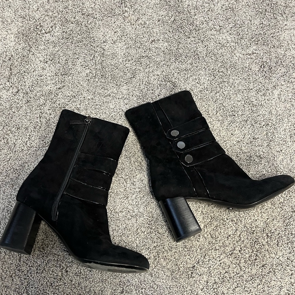 Longchamp‎ Black Suede Booties Sz. 39